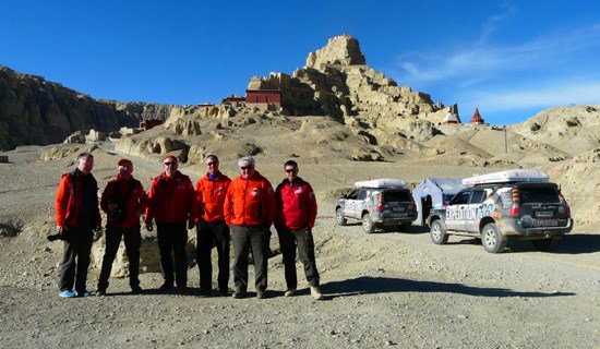 Self driving du sud du Xiangjiang vers l’Ouest du Tibet