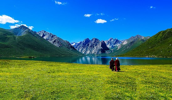 Voyage en voiture chinoise louée aux Kham et Amdo, Tibet est